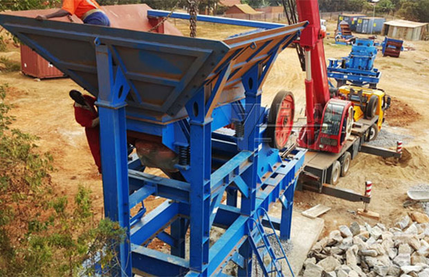 吊裝給料機(jī)及顎式破碎機(jī) 吊裝給料機(jī)及顎式破碎機(jī)