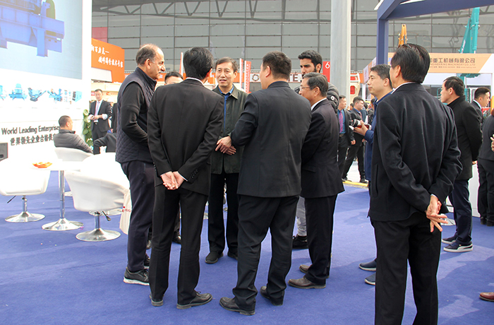 ��������L�W�Rһ��չ�_